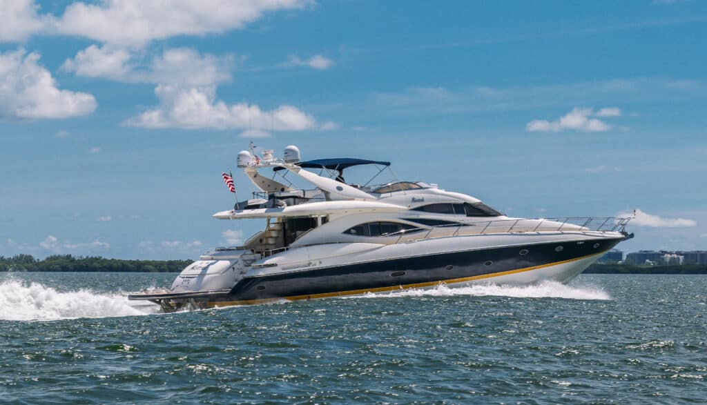 88 Sunseeker Flybridge charter yacht in Miami