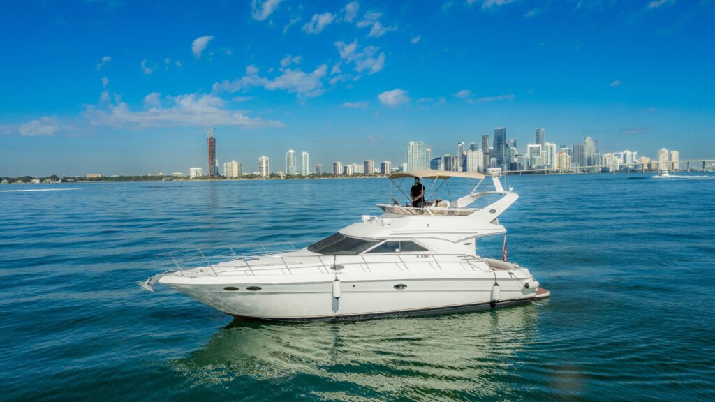 44 Sea Ray Sea Daze charter yacht in Miami