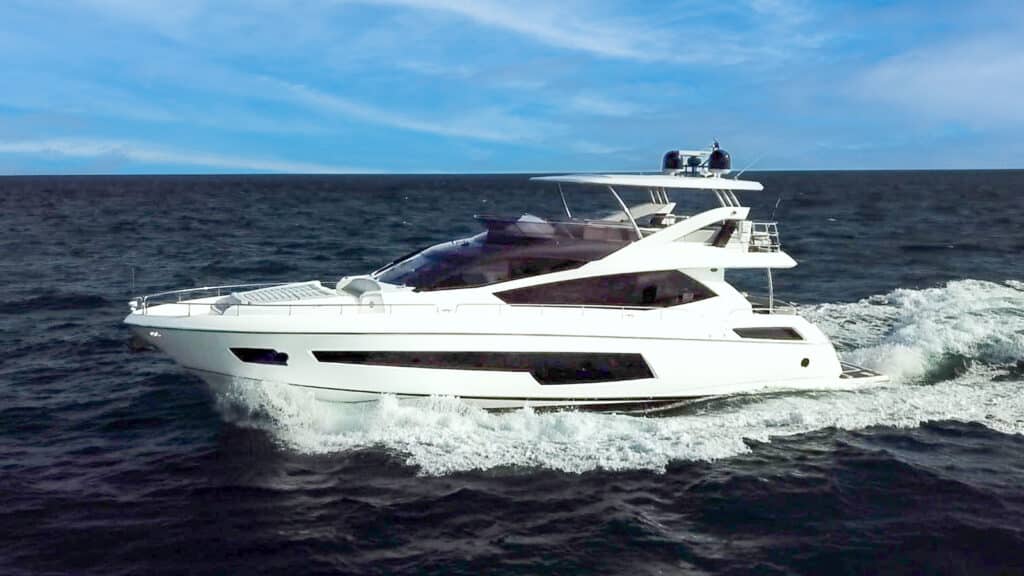 76 Sunseeker charter yacht in Miami