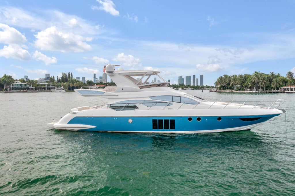 64 Azimut Deon charter yacht in Miami