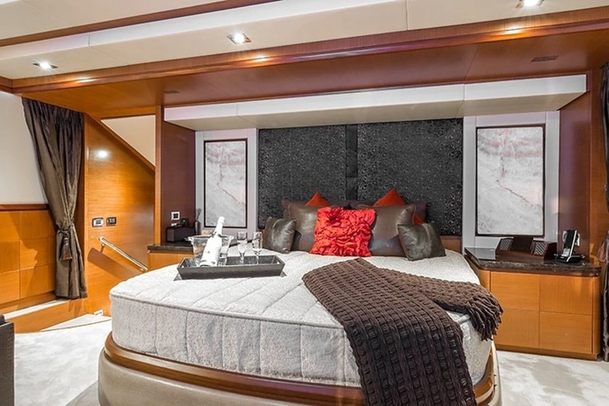 Bow of 105 ft Azimut yacht with Miami skyline view