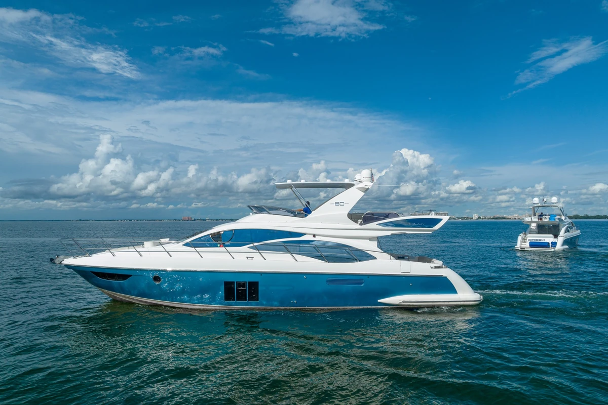 Swim platform on 60 ft Azimut yacht Miami