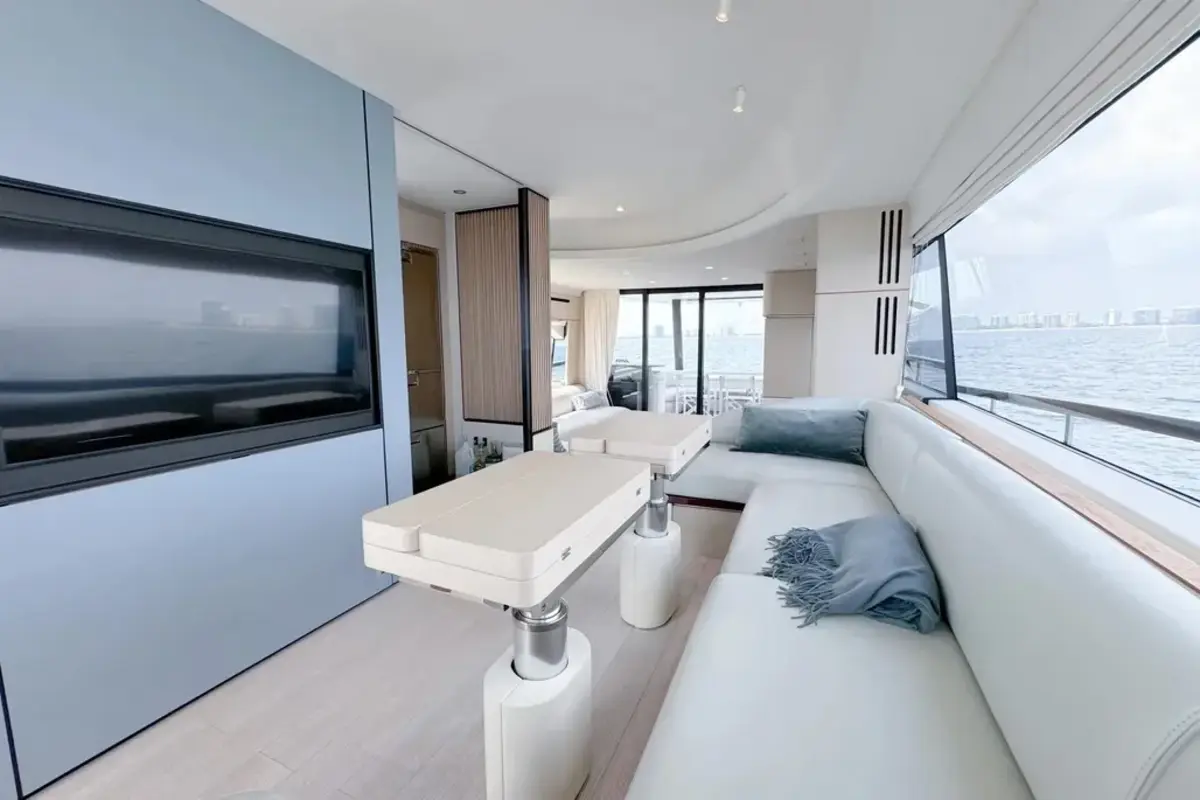 70 ft Azimut 2023 yacht day charter on Biscayne Bay Miami