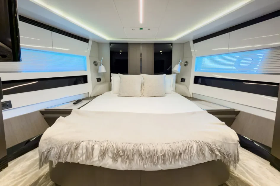 Master stateroom aboard 72 ft Azimut charter Miami