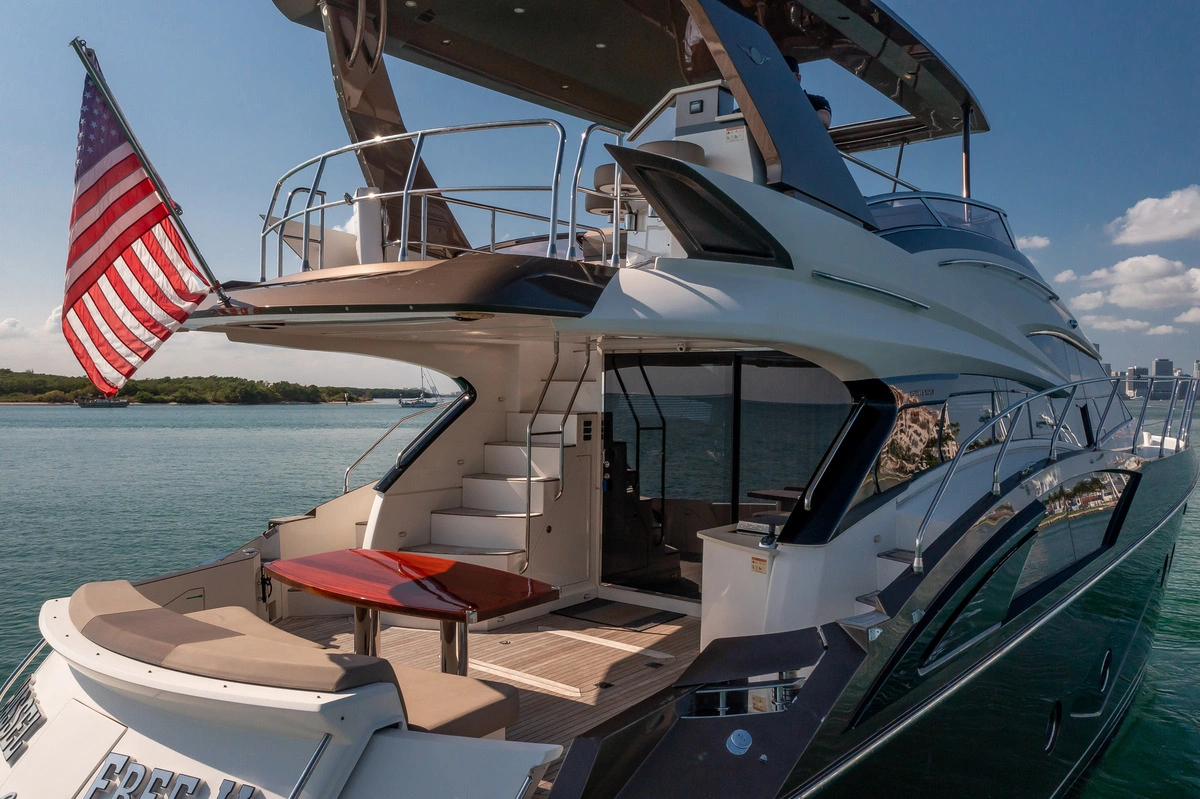 66 ft Marquis yacht day charter on Biscayne Bay Miami